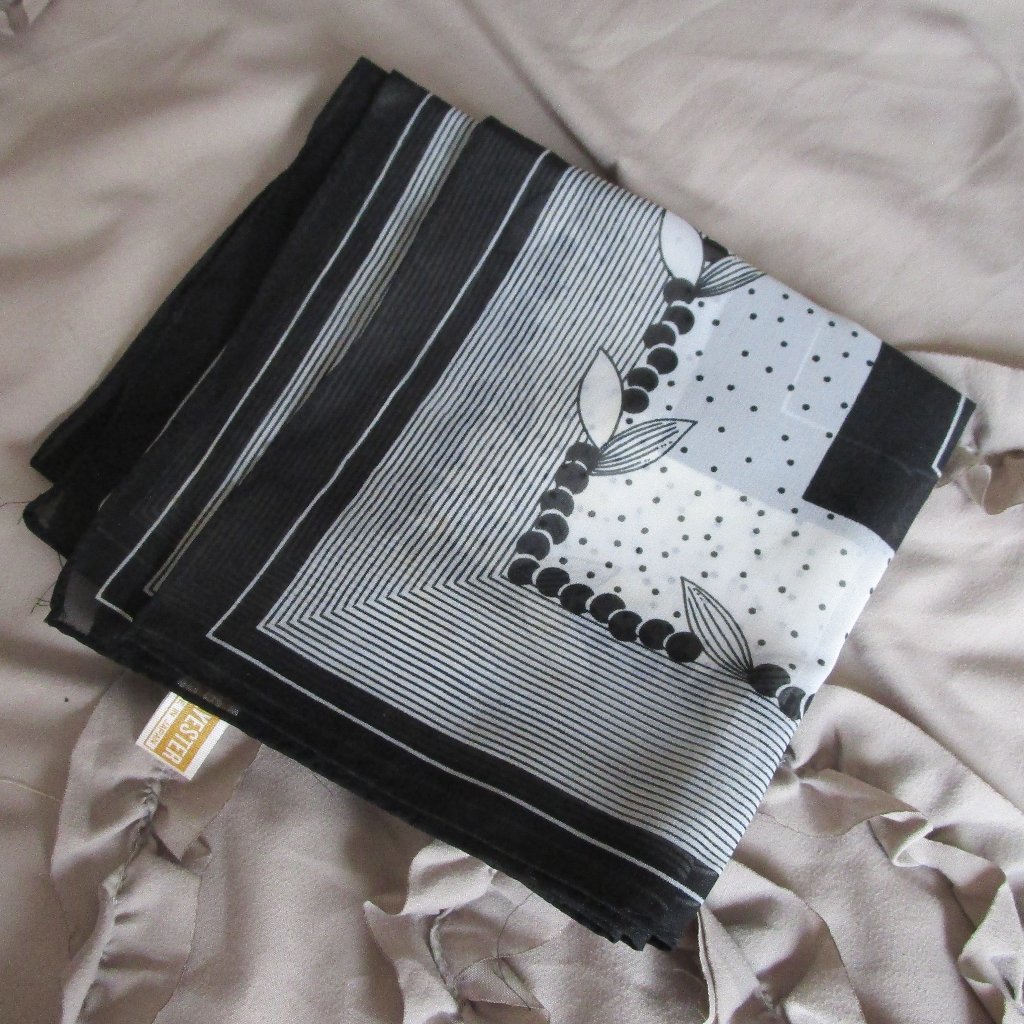 Vintage Printed Scarf